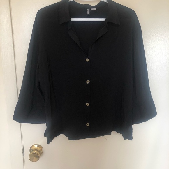 H&M Divided Blouse - Picture 2 of 5